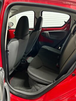 TOYOTA AYGO, 1.0 i, 50KW/68PS, 2011, 93 000 KM - 12