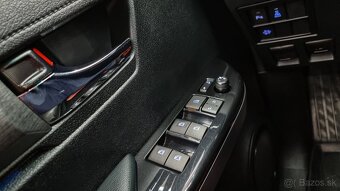 Predám Toyota Hilux 2,8D - 12
