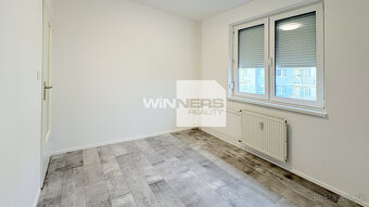 3-izb.byt 58,25 m2 s balkónom J. Farkaša, Senec + samostatná - 12