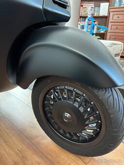 Vespa 946 Emporio Armani 0020 - 12