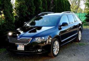 SKODA SUPERB 2.0 DSG - 12