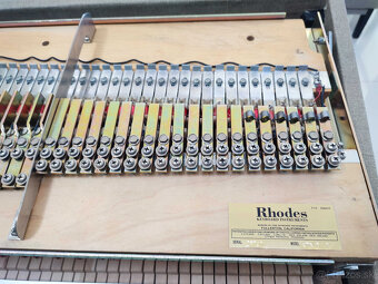 RHODES MARK I SeventyThree rok 1975 - 12