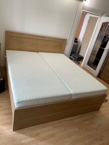 Masívna dubová posteľ 180x200cm s výsuvnými boxami - 12