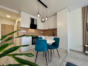 2 izb.byt s balkónom, zariadený, Chrenová, Dlhá ul. - 12