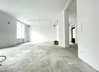 NA PRENÁJOM Obchodný priestor v CENTRE mesta Dunajská Streda - 12