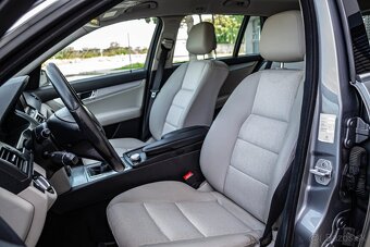 Mercedes-Benz C trieda Kombi 220 CDI Avantgarde - 12