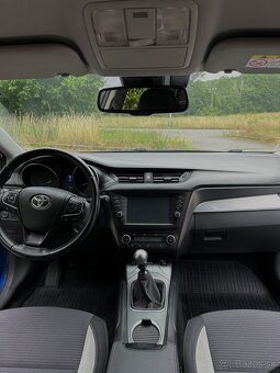 Toyota Avensis D4D 2016 - 12