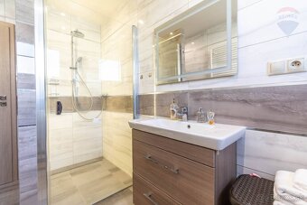 MODERNÝ DVOJPODLAŽNÝ RODINNÝ DOM - PREDAJ - Nitrianske Pravn - 12