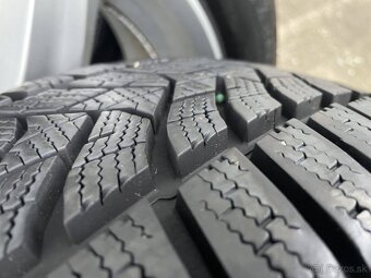 MOON Schwarz Orig.skoda Alu Disky 5x112 215 60 16 Zimné - 12