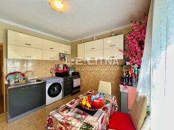 SLNEČNÝ 2 IZBOVÝ BYT S BALKÓNOM 50M2, ZVOLEN - 12