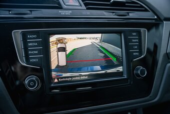 Volkswagen Touran 2.0 TDI DSG Comfortline - 12