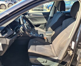 ŠKODA OCTAVIA COMBI 2.0TDI SCR STYLE DSG - 12