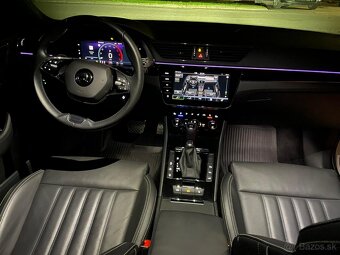 Škoda Superb Combi Laurin&Klement 4x4 2.0 Tdi - 12