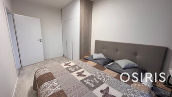 Klimatizovaný 2i byt s balkónom a s výhľadom na hrad, novost - 12