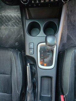 Toyota Hilux 2.4 D 110kW 4WD AT6 2017 - 12