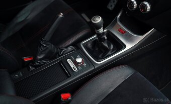 SUBARU IMPREZA STI EDICE NURBURGRING - 12