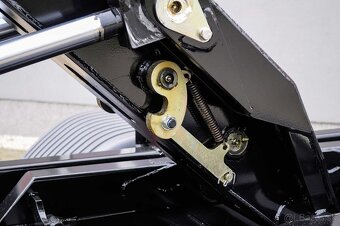 MERCEDES 15T NOVÝ HÁKOVÝ NOSIČ KONTAJNEROV HYDRAULICKÁ RUKA - 12