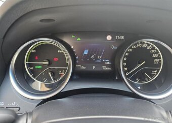 Toyota Camry 2.5-HYBRID-SERVIS.HISTORIE-ČR - 12