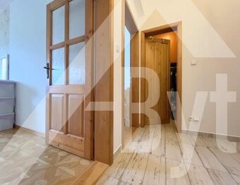 KOMPLET ZARIADENÝ APARTMÁN S VÝHĽADOM NA TATRY - 12