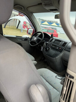 Volkswagen Multivan 2.5 TDI | 7 míst | Webasto | Bez koroze - 12