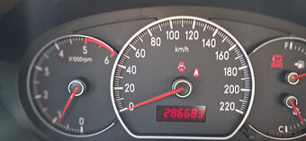 SUZUKI Sx4 DDiS 1,6,  66kW, r.v. 2009 - 12