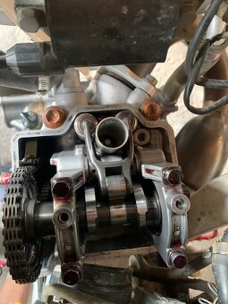 ♦️ Ponúkame kompletný servis a údržbu Vášho motocykla - 12