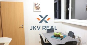 Prenájom slnečného 2,5 izbového bytu - 12