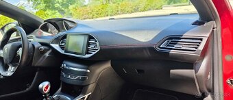 PEUGEOT 308 GTI - 12