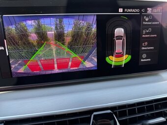 BMW Rad 5 Touring 530e xDrive PHEV LASER HEAD-UP PANORAMA - 12