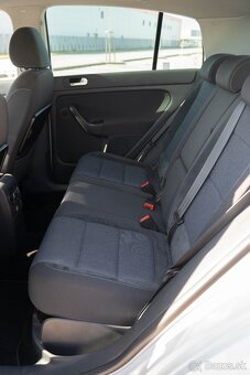 Volkswagen Golf Plus 1.6 TDI Highline - 12
