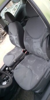 Citroen C2 1,2i 44kw kód motora: HFX - 12
