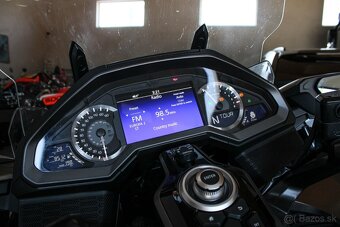 Honda GL 1800 GOLDWING - 12