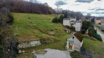 NA PREDAJ: Pozemok Podhorany 1403 m2 - 12