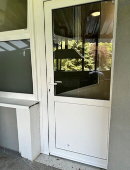 Na prenájom kompletne zariadený 2,5 izbový byt na Stavbárske - 12