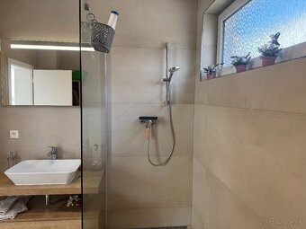 PREDAJ - RD pri súkromnom jazere - Boldog - 12