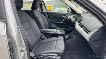 BMW iX1 30 xDrive - 12