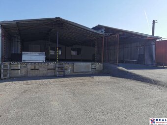 STROJNÍCKA:  SKLAD č.4 - 228 m2,sociálne záz.,kanc.+spev. pl - 12