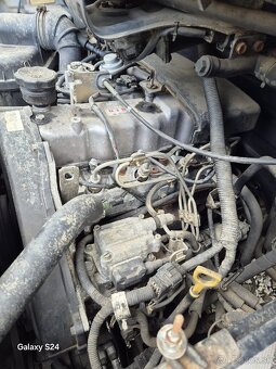 Hyundai H1 - 12