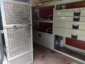 Servisní vůz s vestavbou FORD TRANSIT CUSTOM - 12