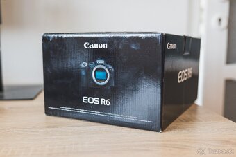 Canon R6 s príslušenstvom - 12