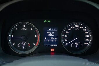 Hyundai Tucson 1.7 CRDi Comfort /AJ NA SPLÁTKY/ - 12