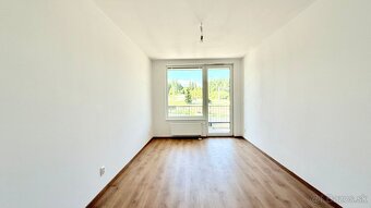 Bývanie snov na výbornej adrese Popradská  3-izbový byt s lo - 12