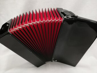 akordeon Weltmeister Caprice 120 basovy - 12