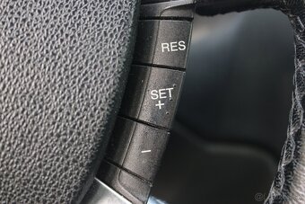 FORD FOCUS 1,6i BENZÍN 74KW/101PS - 12