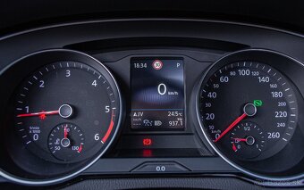 Volkswagen Passat B8.5 Variant 2.0TDI EVO DSG 110kW automat - 12