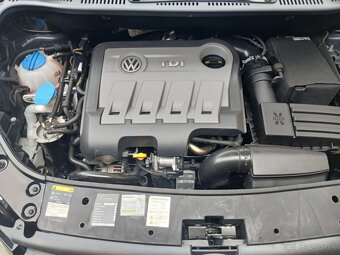 Volkswagen Touran 2.0 TDI - 12