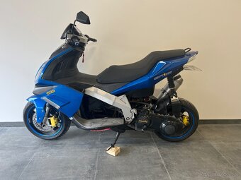 DERBI/PIAGGIO GP1 250 - 12