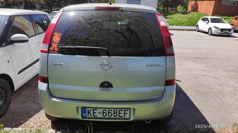 Opel Meriva - 12