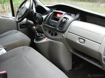 Opel Vivaro. - 12