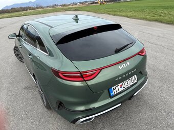 Predam Kia Proceed GT line +Premium pack - 12